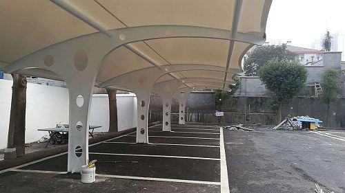 膜結(jié)構(gòu)汽車棚案例